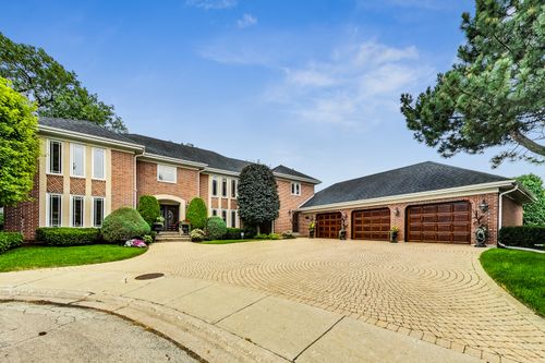6425 N Tower Ct, Lincolnwood, IL, 60712-4207 | Card Image