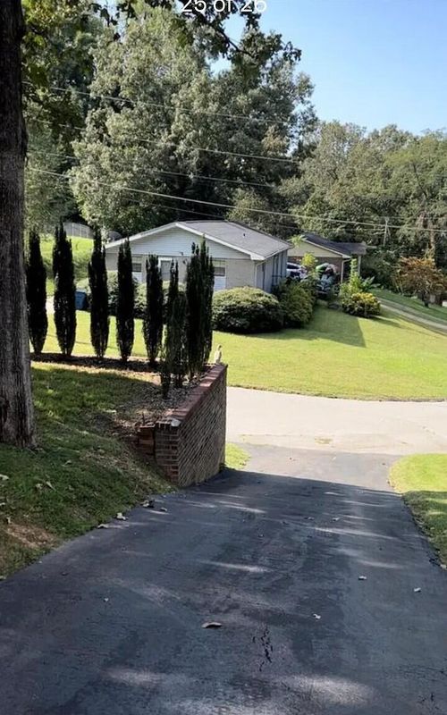 3207 Joselin Ln, Chattanooga, TN, 37415-5109 | Card Image