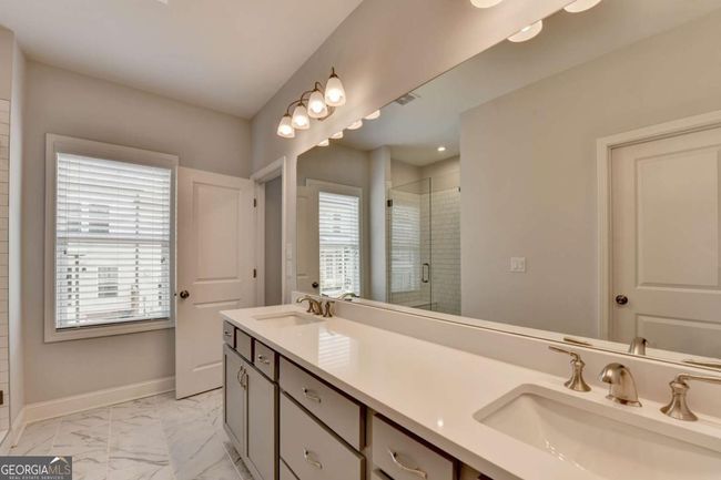 6270 Bracken Brown Dr, Townhouse with 3 bedrooms, 3 bathrooms and 2 parking in Alpharetta GA | Image 35