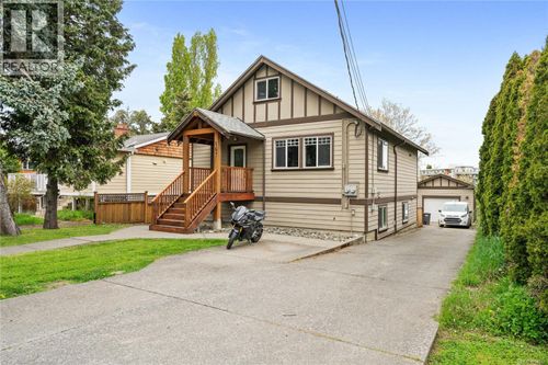 167 Little Eldon Place, Saanich, BC, V8Z1E2 | Card Image