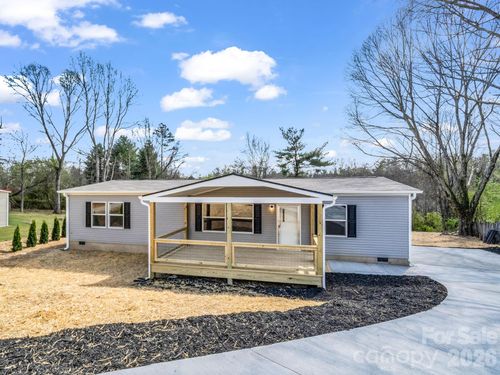129 Haven Rd, East Flat Rock, NC, 28726-2139 | Card Image