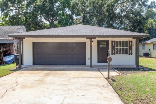 2801 Ruby Dr, Groves, TX, 77619-4125 | Card Image