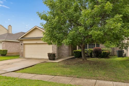 5116 Meridian Ln, Fort Worth, TX, 76244-5916 | Card Image