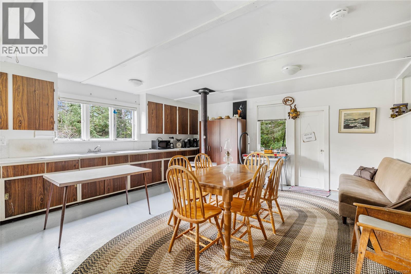 Land in Salt Spring 4