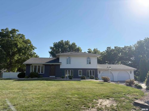 276 E Far Hills Dr, East Peoria, IL, 61611-1213 | Card Image
