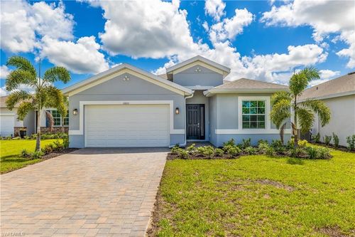 539 Spring Hill Lake Loop, CAPE CORAL, FL, 33993-4533 | Card Image