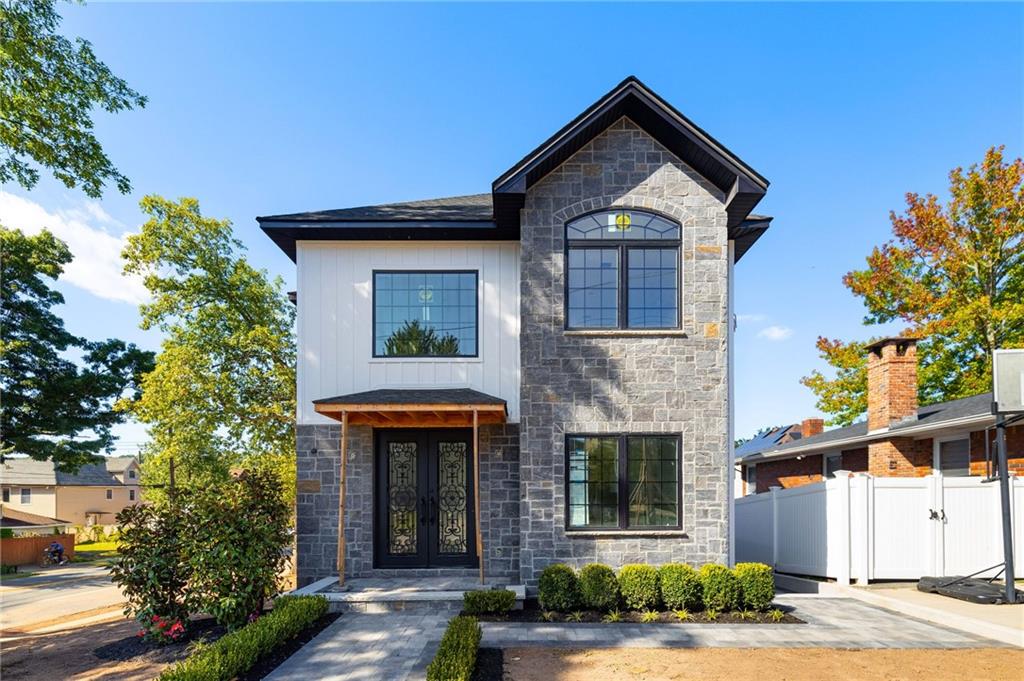 Ardsley St, Staten Island, NY 10306