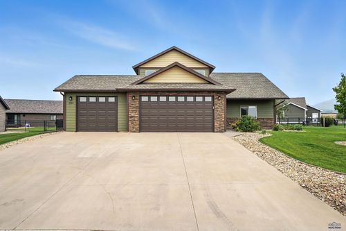 3785 Ward Ave, Spearfish, SD, 57783-7703 | Card Image