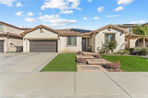35256 Thorpe Trl, Beaumont, CA, 92223-6245 | Card Image