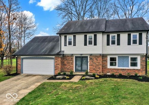 30 Hampshire Ct, Noblesville, IN, 46062-9044 | Card Image