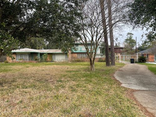 3405 N Macgregor Way, Houston, TX, 77004-7807 | Card Image