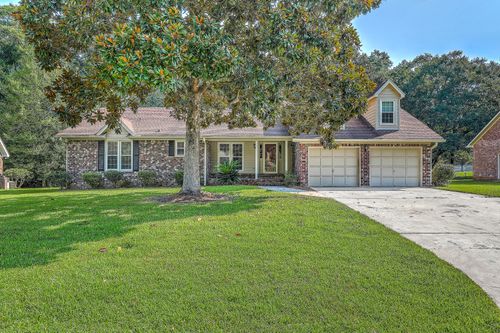 307 Mayfield St, Summerville, SC, 29485-8416 | Card Image