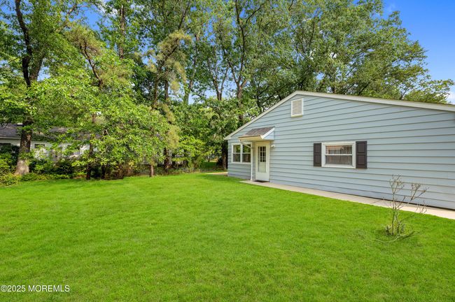 B - 5 Oregon Dr, Home with 2 bedrooms, 1 bathrooms and null parking in Whiting NJ | Image 10