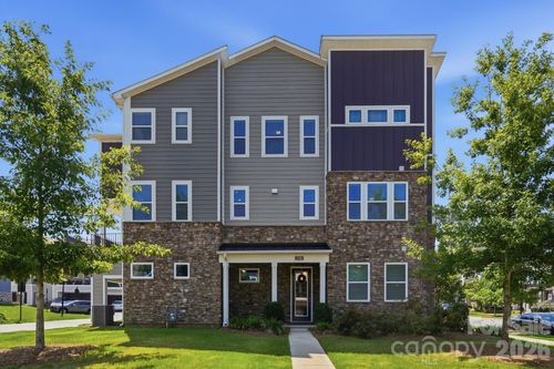 2745 Ensemble Ct, Charlotte, NC, 28262-2045 | Card Image