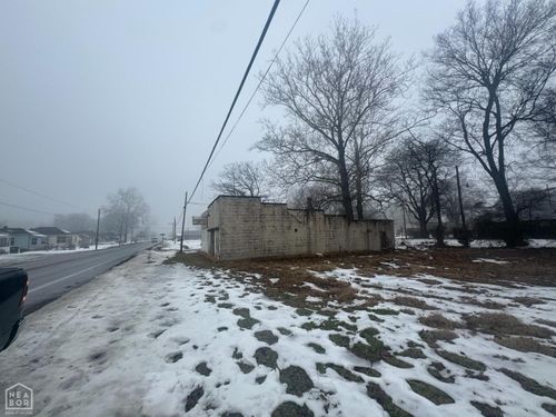 416 W Speedway St, Trumann, AR, 72472-2221 | Card Image