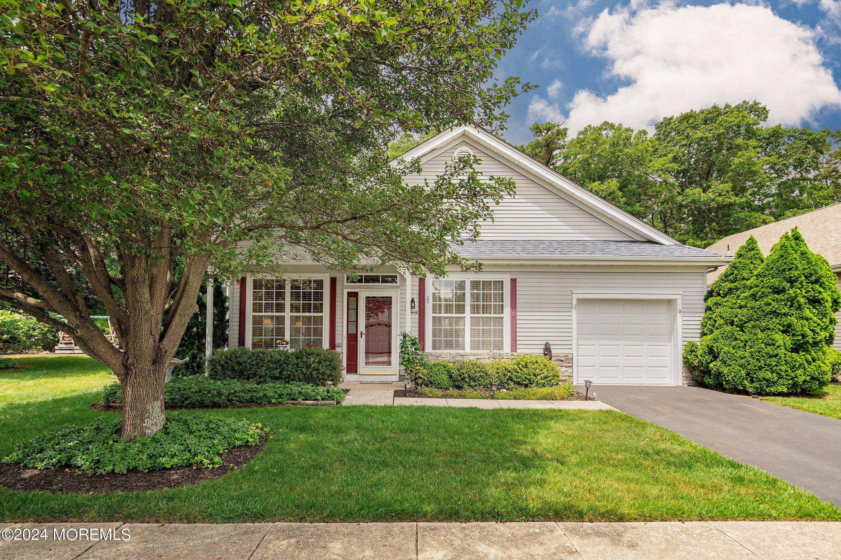 Osprey Pl, Barnegat, NJ 08005