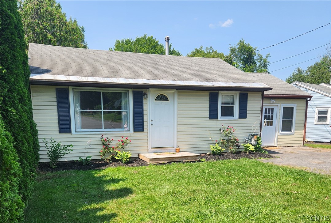 Webber Dr, Chittenango, NY 13037