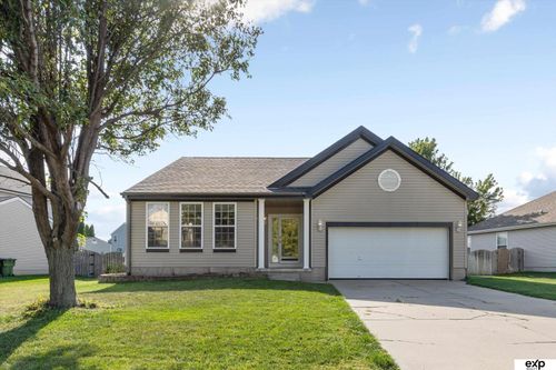 2110 S Mineral Dr, Papillion, NE, 68046-8046 | Card Image