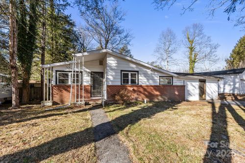 228 Grove St, Brevard, NC, 28712-3814 | Card Image