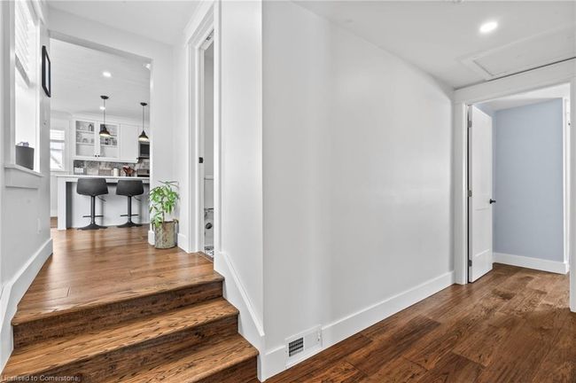 210 King St E, House other with 3 bedrooms, 2 bathrooms and 2 parking in Atwood ON | Image 25