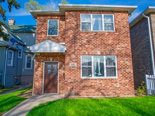 105 N 12th Ave, Melrose Park, IL, 60160-4001 | Card Image