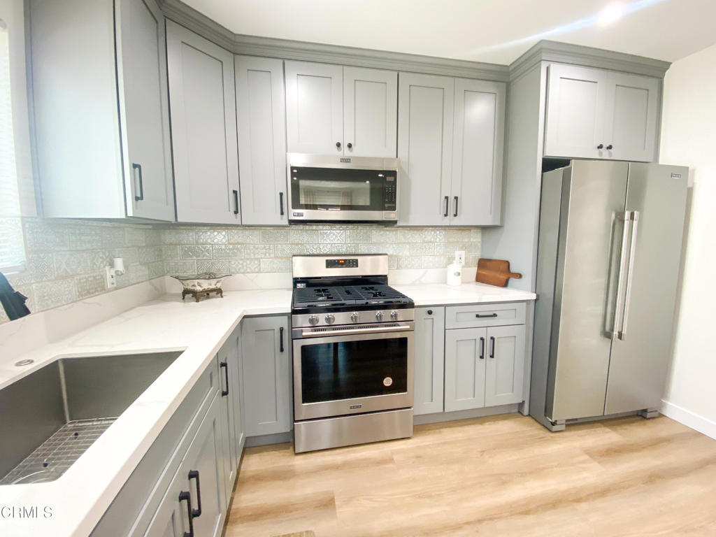 Residential Lease in Los Angeles 4