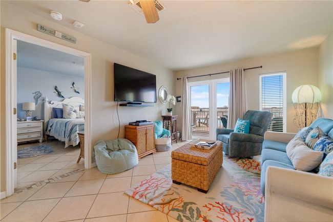 1006 - 5495 State Highway 361, Condo with 2 bedrooms, 2 bathrooms and null parking in Port Aransas TX | Image 28
