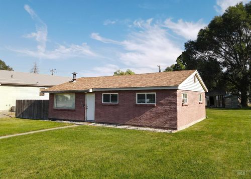 1840 17th St, Heyburn, ID, 83336-9677 | Card Image