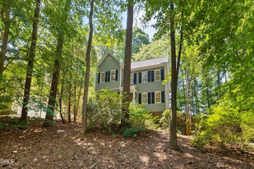 129 Castlefern Dr, Cary, NC, 27513-5157 | Card Image