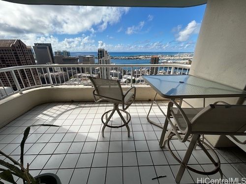 3805-1212 Nuuanu Ave, Honolulu, HI, 96817-4041 | Card Image