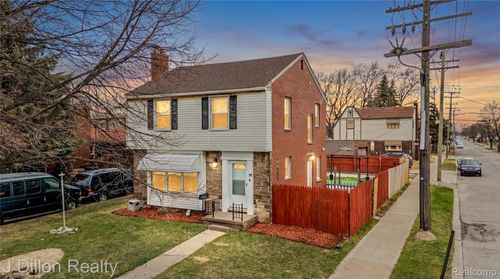 99 Chestnut St, River Rouge, MI, 48218-1508 | Card Image