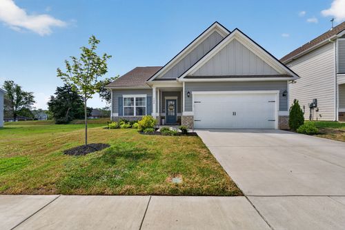 124 Gatwick Dr, Lebanon, TN, 37087-2882 | Card Image