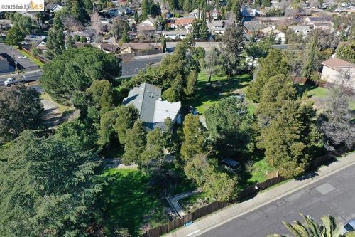 4058 Treat Blvd, Concord, CA, 94518-1842 | Card Image