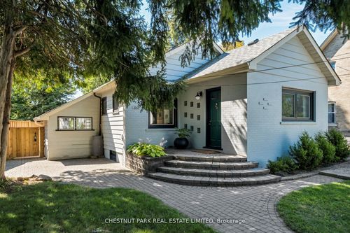 160 Victoria Dr, Uxbridge, ON, L9P1H3 | Card Image