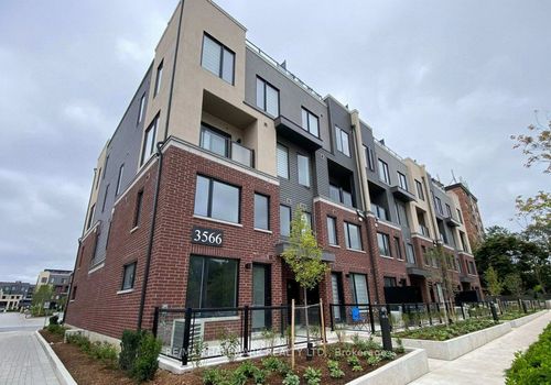 9-3566 Colonial Dr, Mississauga, ON, L5L0C1 | Card Image