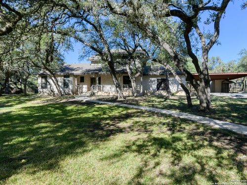 7743 Mountain Trl, Boerne, TX, 78015-4863 | Card Image