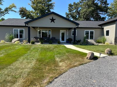 60180 S Burr Oak Road, House other with 3 bedrooms, 2 bathrooms and null parking in Colon MI | Image 2