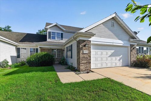 377 Concord Drive, Oregon, WI, 53575 | Card Image