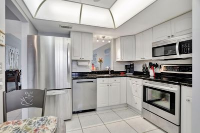 STAINLESS APPLIANCES | Image 1