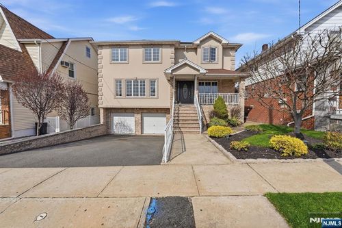 16 Arlington Blvd, North Arlington, NJ, 07031-5814 | Card Image