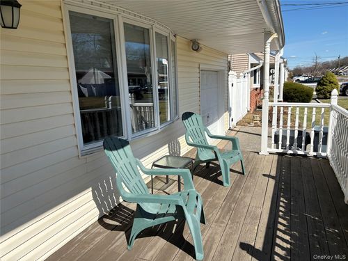 23 Kime Avenue, Babylon, NY, 11703 | Card Image