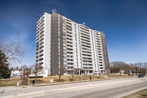 409-2055 Upper Middle Rd, Burlington, ON, L7P3P4 | Card Image