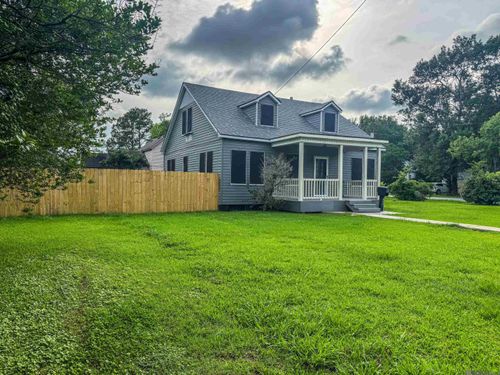 825 N Avenue H, Crowley, LA, 70526-3713 | Card Image