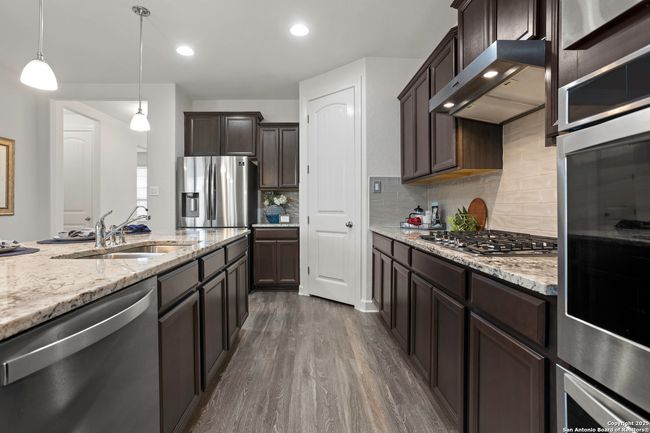 537 Allegro Edge, House other with 5 bedrooms, 4 bathrooms and null parking in Spring Branch TX | Image 7