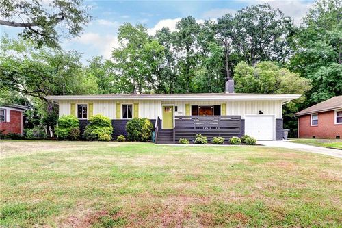 107 Ward Dr, Hampton, VA, 23669-3648 | Card Image