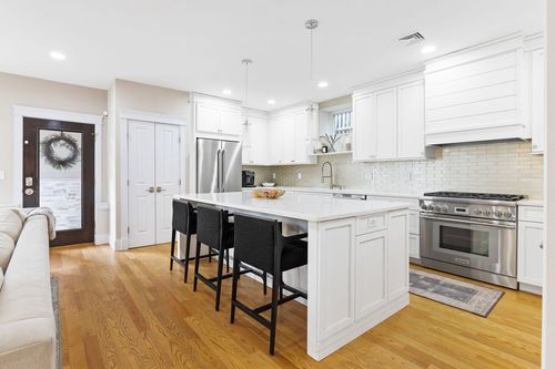 1-7 Whitman St, Somerville, MA, 02144-1615 | Card Image