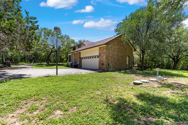 10623 Alta Loma, House other with 3 bedrooms, 3 bathrooms and null parking in Helotes TX | Image 40