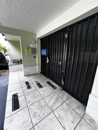 325 - 1480 W 46th St, Condo with 3 bedrooms, 2 bathrooms and null parking in Hialeah FL | Image 3