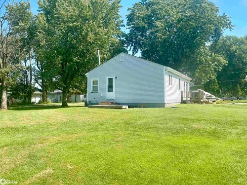 45 11th Ave W, Albia, IA, 52531-2658 | Card Image
