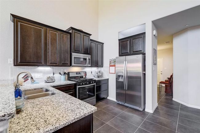 UNIT-213 - 2304 S Lakeline Blvd, Townhouse with 3 bedrooms, 3 bathrooms and 2 parking in Cedar Park TX | Image 6